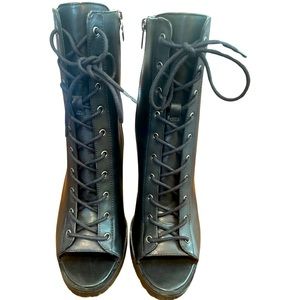 Vince Camuto Hemmy Peep-Toe Bootie